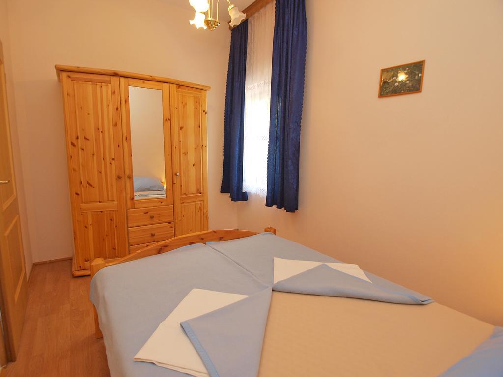 Apartments Joko 1160 Pula Extérieur photo